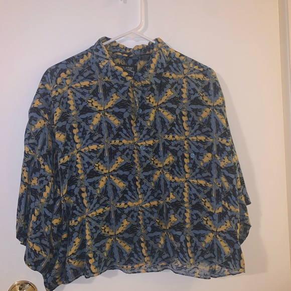 Cropped button down - Picture 2 of 3